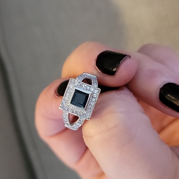 14k Sapphire and Diamond Ring - Picture 10 of 13